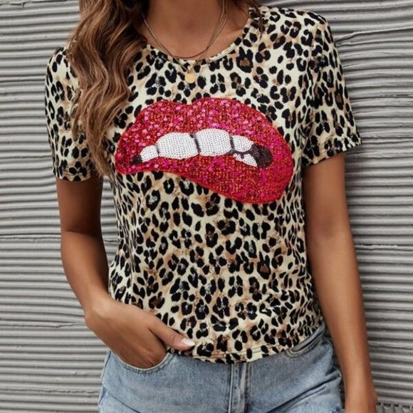 Leopard Print tee with Red Sequin Lips - Picture 2 of 10